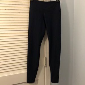 Dark blue Nike leggings